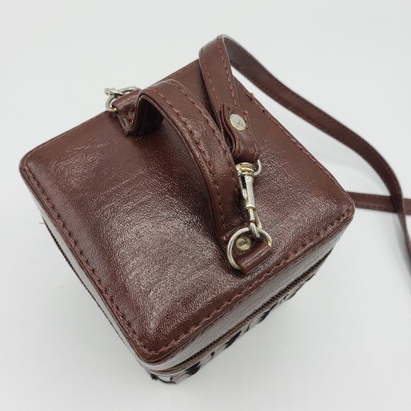 Square Box Crossbody Purse w/Double Zipper Closure - Picture 2 of 11